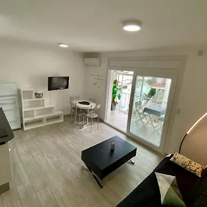 Superbe , Confort, 40 M2 + 10 M2 Terrasse Appartement