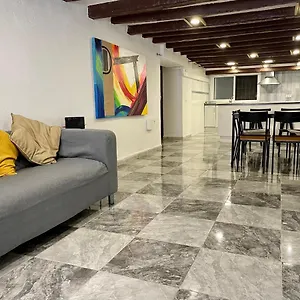 Espacioso Piso Con Entrada Independiente En Part Alta De Tarragona! , Tarragone Espagne