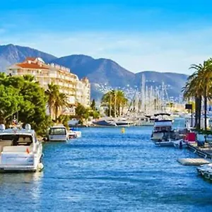 Casita Con Jardin, Bbq, Wifi, Centro Y Playa , Empuriabrava Espagne